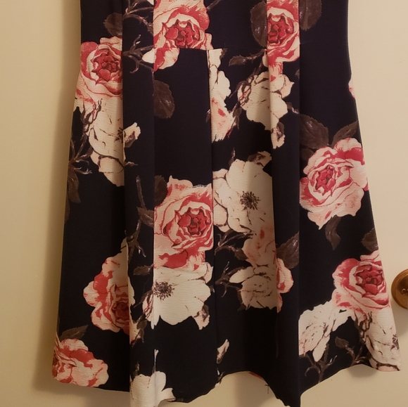 New Dress from Dynamite - Picture 2 of 3